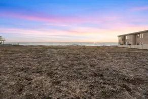 One of a kind property- An Acre on the Ocean & Classic Beach Cottage - Image 2