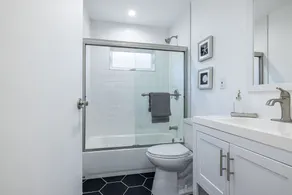 Two Bedroom Home Near Beach (Santa Barbara) - Image 2