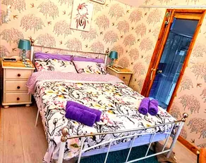 Sea View Beach Bungalow - Image 4