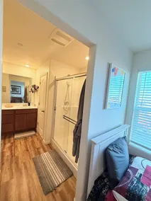Entire Luxury 4 br House Near River with Hot Tub  - Image 4