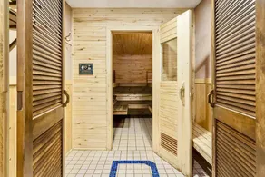 9BR Tahoe Villa, Hot Tub-Sauna-Gym-Game Room LX33 - Image 4