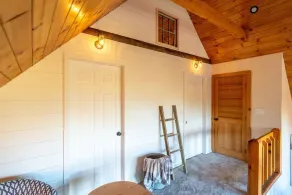 Cozy Family Chalet with Mountain Views – 15 Mins to Okemo & Ludlow - Image 2