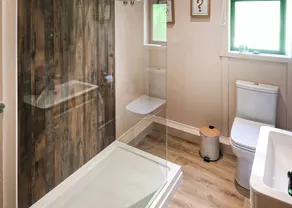 A magnificent bespoke lodge perfect for a family escape with pets. - Image 2