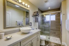 Centennial Hills Luxury Guesthouse In Northwest Las Vegas - Image 3