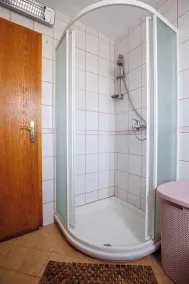 Feriehus med udsigt over floden Kolpa - Image 3