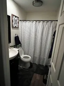 Cheerful 3 bedroom home close to everything! - Image 4