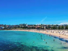 The Arden 5 Coogee New Quiet Beachside Balc Apt - Image 3