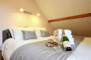 Willow Cottage Style Lodge in Yorkshire Dales, sleeps up to 4, family & pet friendly - Image 5