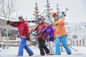 Rocky Mountain Luxury - Large Ski-in Winter Townhome 6ppl 2 Bedroom Townhouse by RedAwning - Image 3