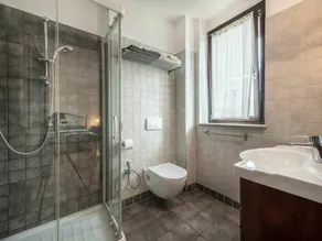 Wohnung in einem Ferienhaus mit Klimaanlage,  W-LAN, Pool, TV, Terrasse, Haustiere erlaubt - Image 4