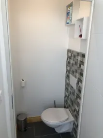 Apartment with garden - Image 3