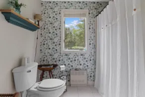 Home Away from Home with Mountain Views over Oxford Hills - Image 5