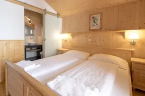 Chalet # 8 with IR-sauna and whirlpool bath - Image 5