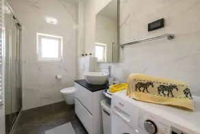 Lovely Home In Banjole - Image 5