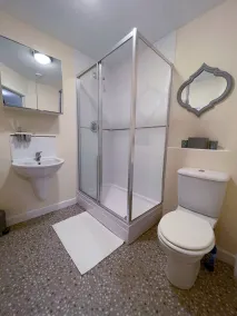 Station Side Penthouse - Image 2