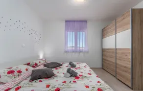 Family Villa Kata - 1,5 km From The Sea - Image 2