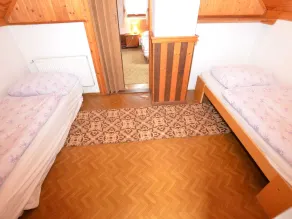 Small Holiday Home at the Edge of the Forest - Image 2