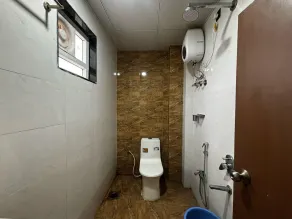Deluxe Chakan Corporate New Royal Inn - Image 3