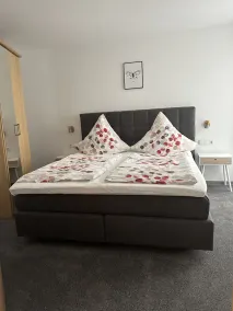 Bright, apartamento mobilado com vista panorâmica em local privilegiado - Image 5
