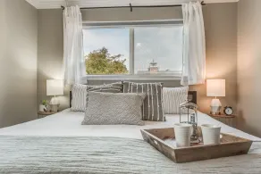 A Downtown Edmonds Kind of Stay! Spacious 4Bedroom+2.5Bath Close to Everything. - Image 3