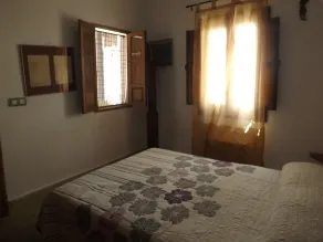 WONDERFUL FULLY RENOVATED TOWN HOUSE PERFECT LOCATION IN THE OLD TOWN NEAR BEACH - Image 3