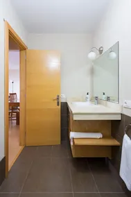 1 Bedroom, OCEAN VIEW, HEATED POOL, Heating, Terrace and Balcony (8) - Image 3