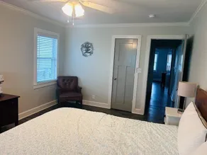 Holden Pattern home - Image 4