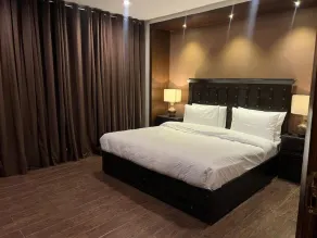 Luxor Apartments & Suites - Hyde Park - Image 3