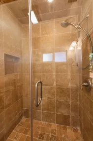 Beverly Grove Garden Suite - Image 5