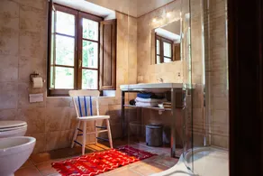 Farm house (Sleeps 10, 5 Bedrooms) - Image 3