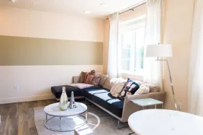 Deluxe Suite,1 Queen Bed (Paris) - Image 3