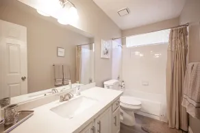 Superbe maison de 4 chambres avec piscine et spa! - Image 4