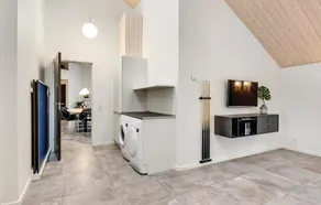 Six-Bedroom Holiday Home In Blavand - Image 4