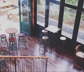 Oliver's Hostelry - Image 4