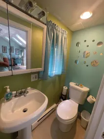Lakefront Hyggeligt Cottage - Image 2