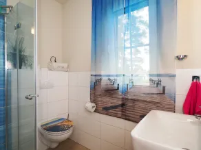 Enjoy a wonderful vacation on the Szczecin Lagoon on a spacious property with a sauna and a fireplace. - Image 3