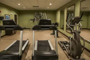 2 Bedroom | Free Daily Breakfast. Indoor Pool. - Image 2