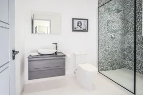 Luxury Modern Beachfront Villa - Onyx - Image 4