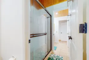 Jungle estate with mountain views, private pool, open-concept, & AC - dogs ok - Image 4