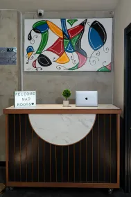 Mad Rooms - Image 4