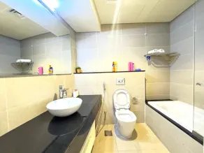 Beachfront Apartment - Image 4