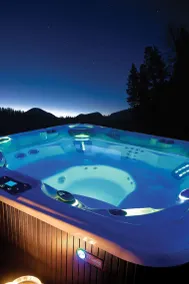  Hallelujah Hideout Urban Oasis~Sparkling Pool and Hot Tub - Image 2