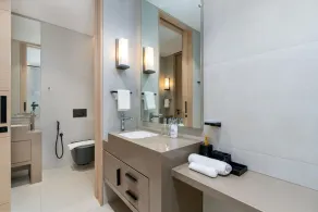 2BR 2502 Jumeirah Gate 1 - Image 2