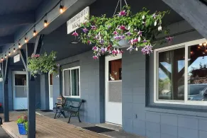 Feather Nest Inn - Image 3