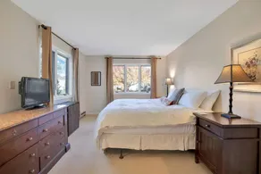Lakeland Village Condo with Golf Course Views - Image 4