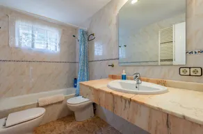 Casa de vacaciones 'Luna Azul' con piscina privada, terraza privada y Wi-Fi - Image 4