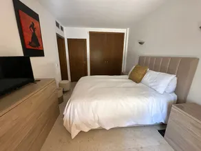 Spacious ground floor apartment - Image 4