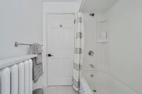 Special Beach Cottage with Deck - Image 5