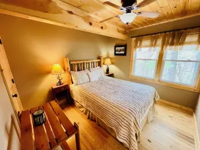 Hot Tub, Foosball, WIFI, Wetbar, Privat, 5 minutter fra Downtown Blowing Rock. - Image 5