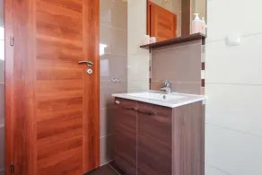 Apartment Plima , 70 m to the beach, 6 people, free WiFi,parking, terrace, BBQ - Image 3